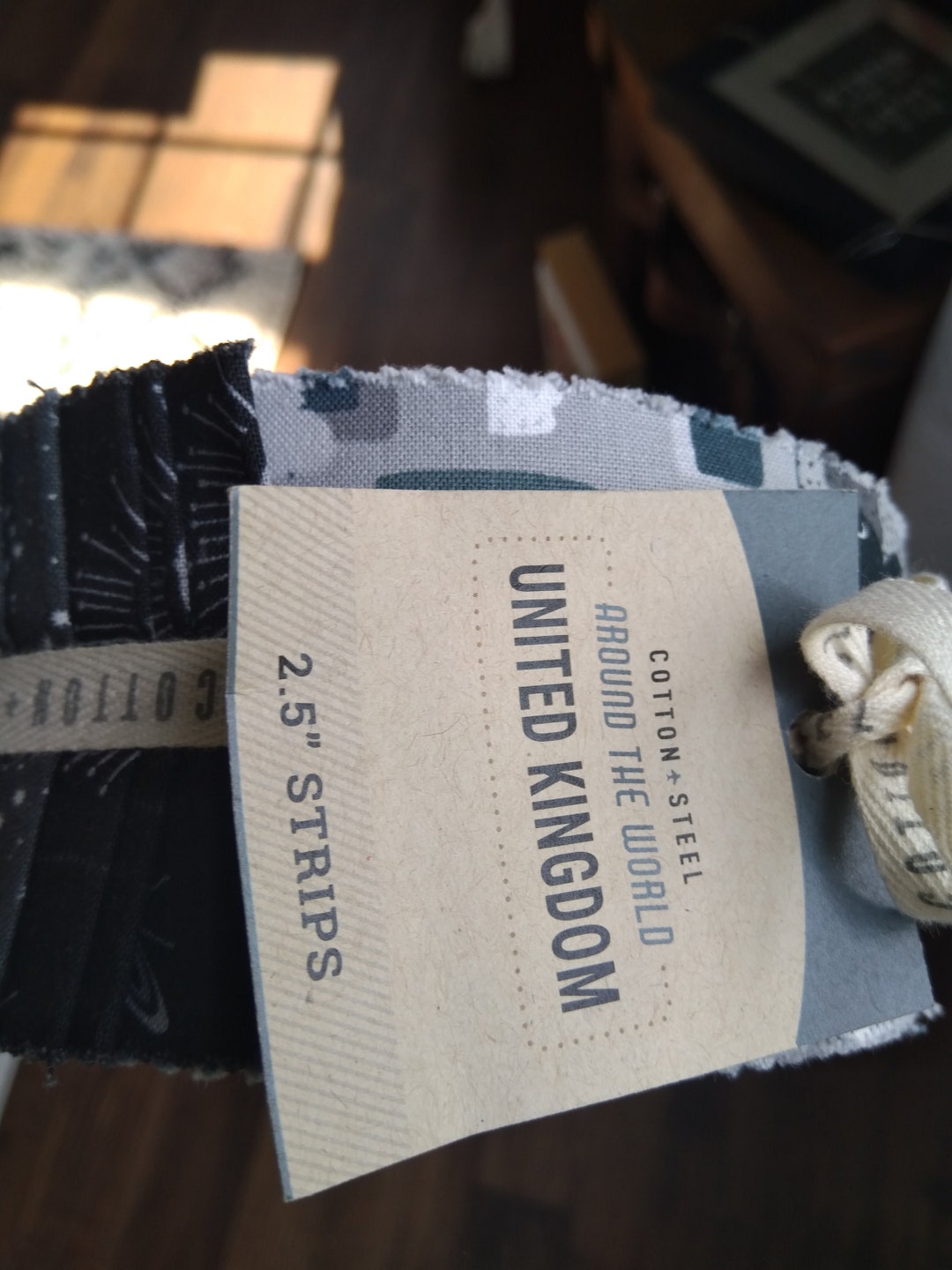 Cotton Steel Around the World United Kingdom Spindle Strips Black Gray