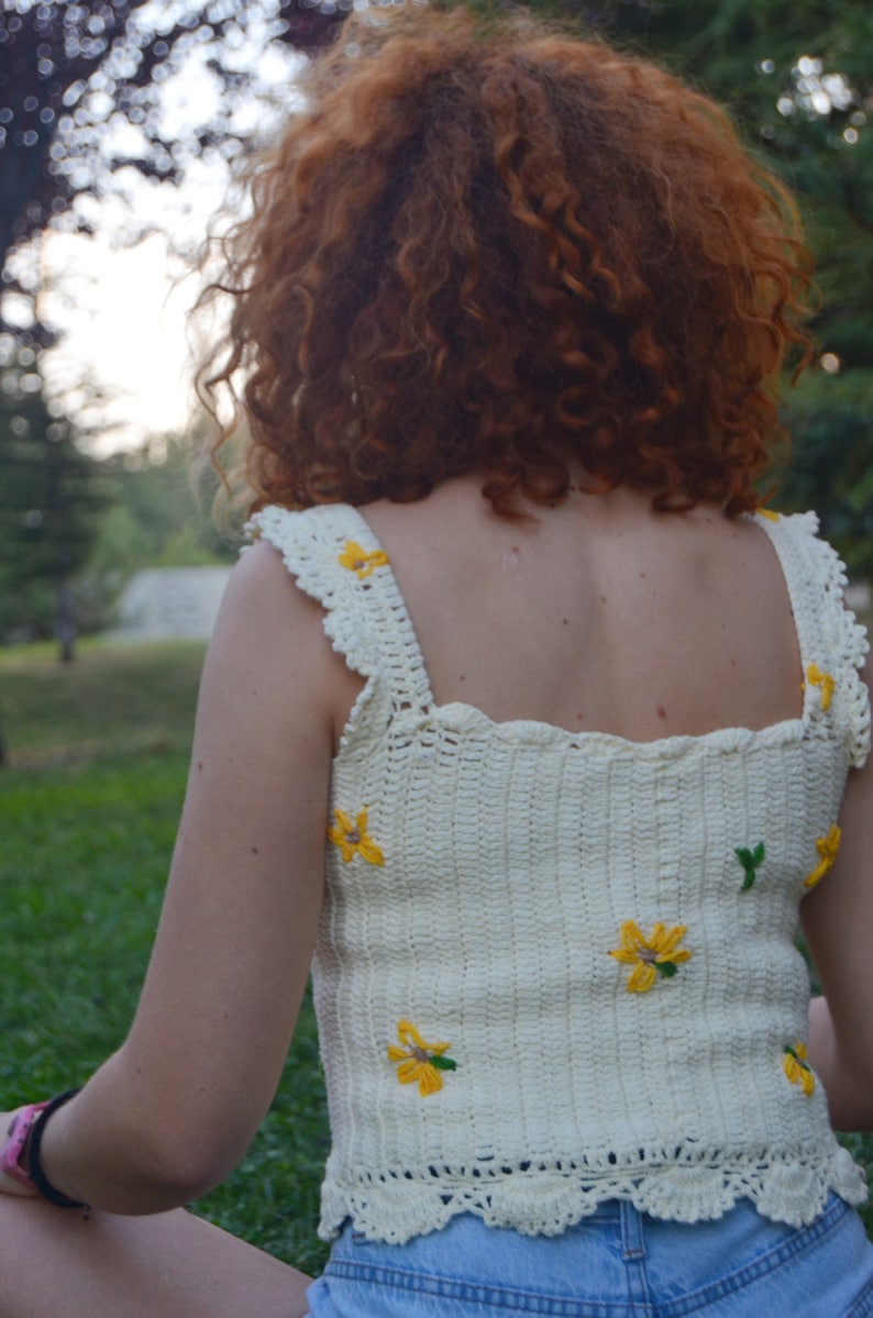 Hand Knitted Customized Crochet Daisy Beige Tank Crop Top, Handmade Floral Clothing, Birthday Gift for Women Her Tank Top Wear Valentine Day image 10