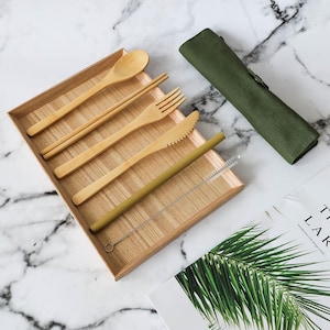 Bamboo Travel Cutlery Set: Eco-Friendly Utensils with Green Canvas Pouch