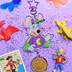 チャック・E・チーズ ケース キーホルダー Chuck E Cheese Keychain - Etsy