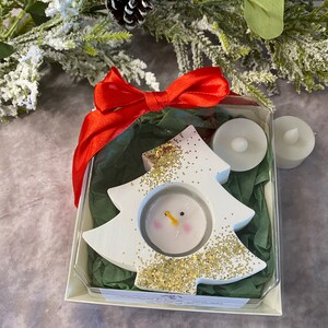 Christmas Hamper with Set of 2 Mitten Tea Light Holders