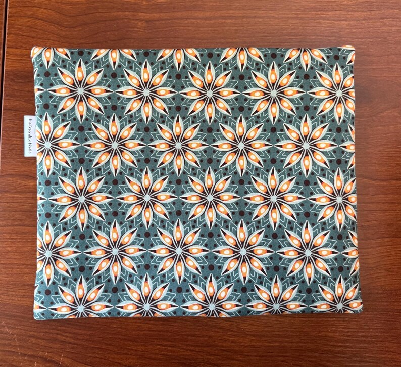 Green star floral Project Bag for Cross Stitch, Embroidery, iPad in two sizes image 3