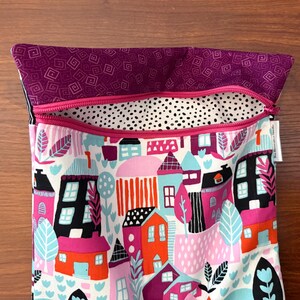 Bolsa para proyectos Bright House para punto de cruz, bordado e iPad en varios tamaños. imagen 4