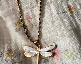 トンボの両面ネックレス - Etsy 日本