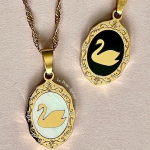 Swan Portrait Double-Sided Necklace