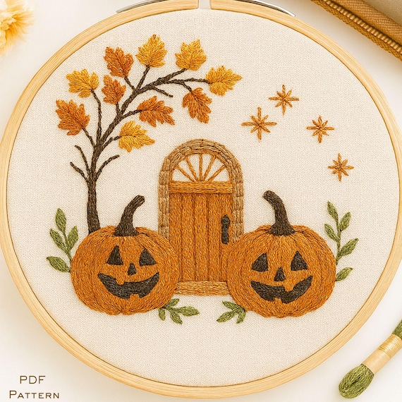 かぼちゃ③　ベージュ生地　刺繍ブローチ　ハロウィン かぼちゃ③ ベージュ生地 刺繍ブローチ ハロウィン かぼちゃ③