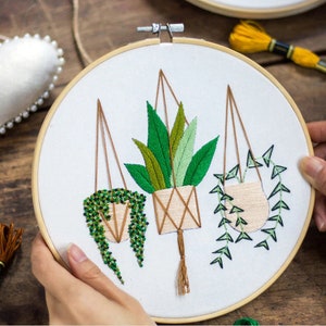Succulent Embroidery Kit for  Beginners , Floral embroidery Pattern, plants Embroidery kit  , Succulent embroidery kit, Diy Kit Embroidery,