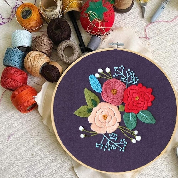 Floral Embroidery Kit, Flowers Cross Stich Kit , Plants Embroidery Pattern,  Beginner Embroidery Kit, Diy Craft Kit, Do It Yourself 