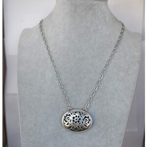 Brighton Cutout Flower Filigree Oval Pendant Necklace Textured Chain Retired image 8