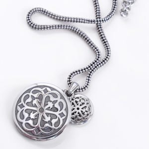 Brighton Ferrara Medallion Pendant Necklace Popcorn Chain Silver 16-18 Inch image 5