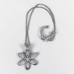 Brighton Dazzle Bloom dubbele madeliefje hanger ketting strass zilver Gepensioneerd afbeelding 2