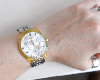 Vintage Swatch Chronograph Flatzone Watch SUYK 100G Yellow 38mm 