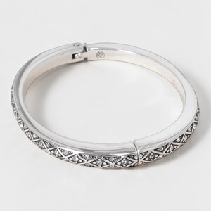 Bracelet jonc articulé diamant Brighton incrusté de cristal magnétique JB0392 2,5 pouces image 2