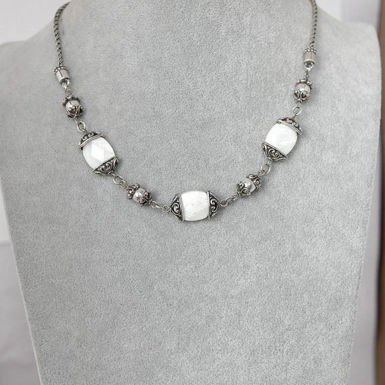 Brighton Mother Of Pearl Abalone Beaded Necklace Silver Plated Coastal Retired image 6