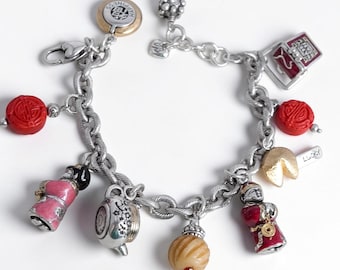 Brighton China Tale Charm Bracelet Fortune Cookie Teapot Argenté Retraité