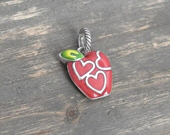 Brighton Red Apple Dangle Charm Emaljfinish Vändbar Dingla Silverplätering