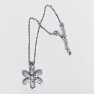 Brighton Dazzle Bloom dubbele madeliefje hanger ketting strass zilver Gepensioneerd afbeelding 4