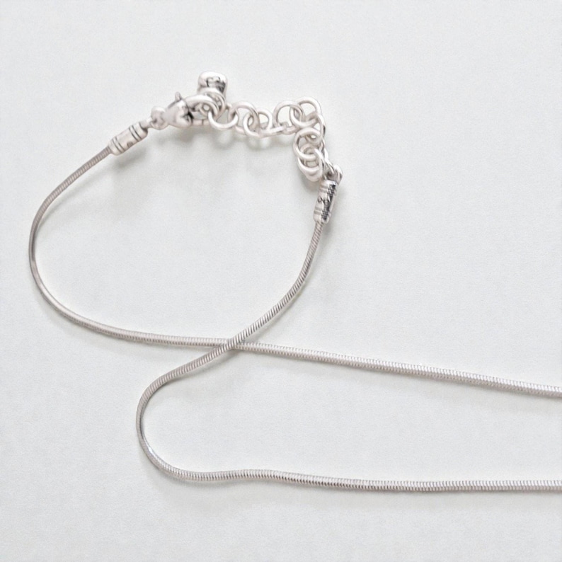 Collar con colgante de lágrima enrollada Brighton Mingle, chapado en plata, de 40,6 a 45,7 cm imagen 5