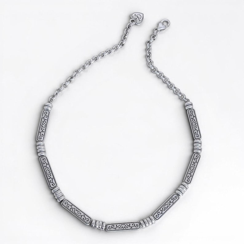 Collar de cadena con cuentas y barra grabada vintage de Brighton, chapado en plata, descatalogado, 43 cm (17 pulgadas) imagen 6