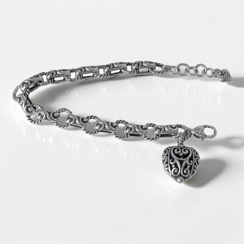 Pulsera Brighton Bibi Heart de filigrana balinesa con forma de corazón abombado, estilo plata J34970 imagen 4