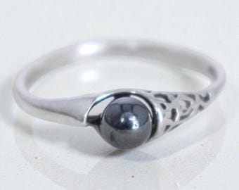 Vintage Sterling Silver Hematite Ball Ring Dainty Slim Stacking 925 Filigree