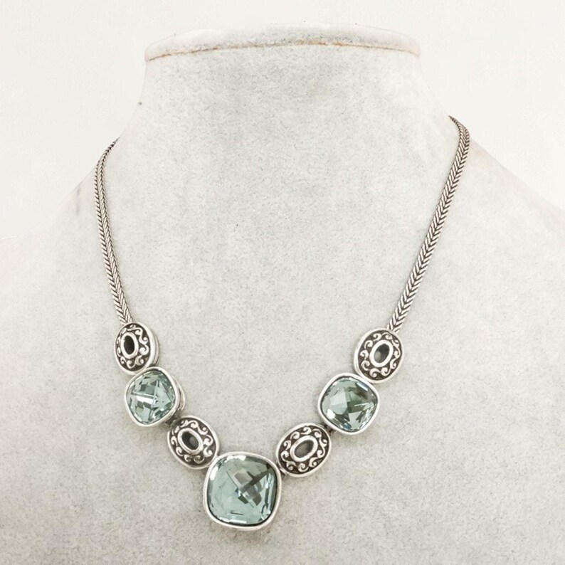 Collier Brighton Venus Rising Retired avec cristaux facettés bleus aqua, 16-18 pouces image 4