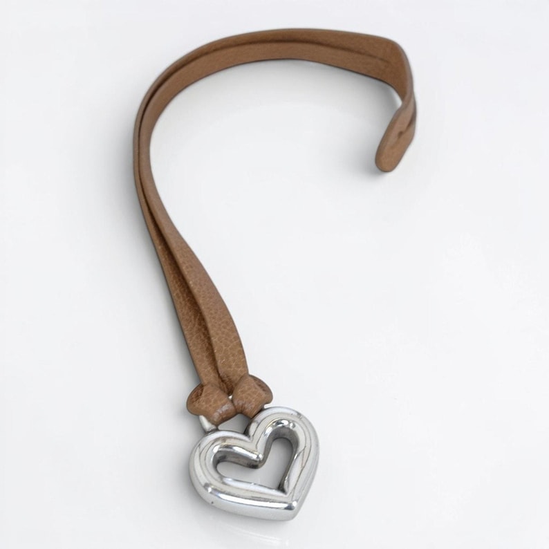 Brighton Vintage Leather Key Loop Bag Charm Fob Hangtag Silver Heart Taupe Beige image 3