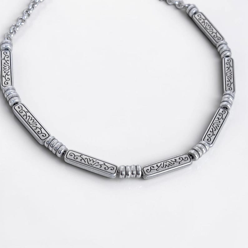 Collar de cadena con cuentas y barra grabada vintage de Brighton, chapado en plata, descatalogado, 43 cm (17 pulgadas) imagen 7