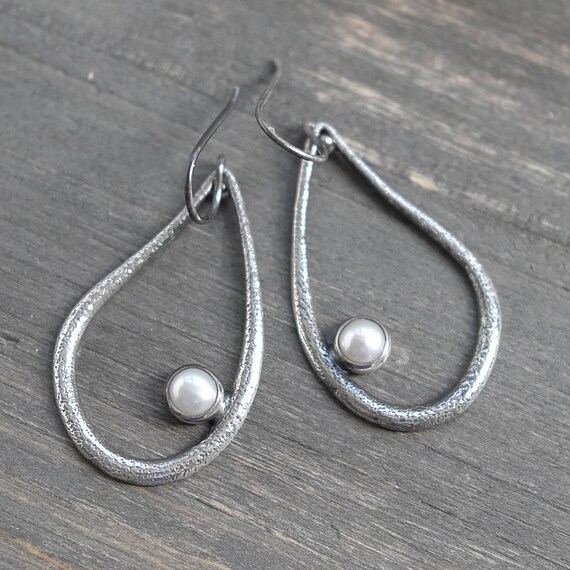 Vintage Silpada Earrings 925 Silver Pearl Teardro… - image 1