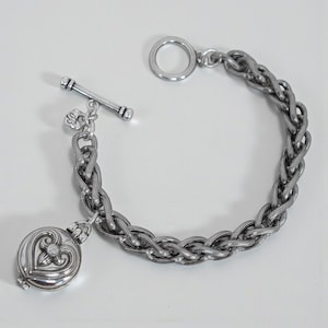 Brighton Healing Heart Silber Medaillon Armband Toggle Verschluss klarer Kristall im Ruhestand