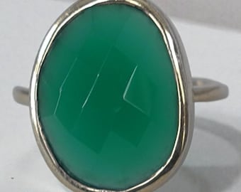 Vintage Sterling Silver Gold Plated Faceted Green Jadeite Cocktail Ring SIZE 8.5