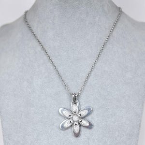 Brighton Dazzle Bloom Retired Double Daisy Pendant Necklace Crystal 16-18 Inch image 3