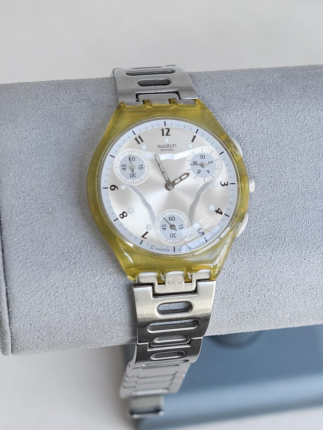 Vintage Swatch Chronograph Flatzone Watch SUYK 100G Yellow 38mm 