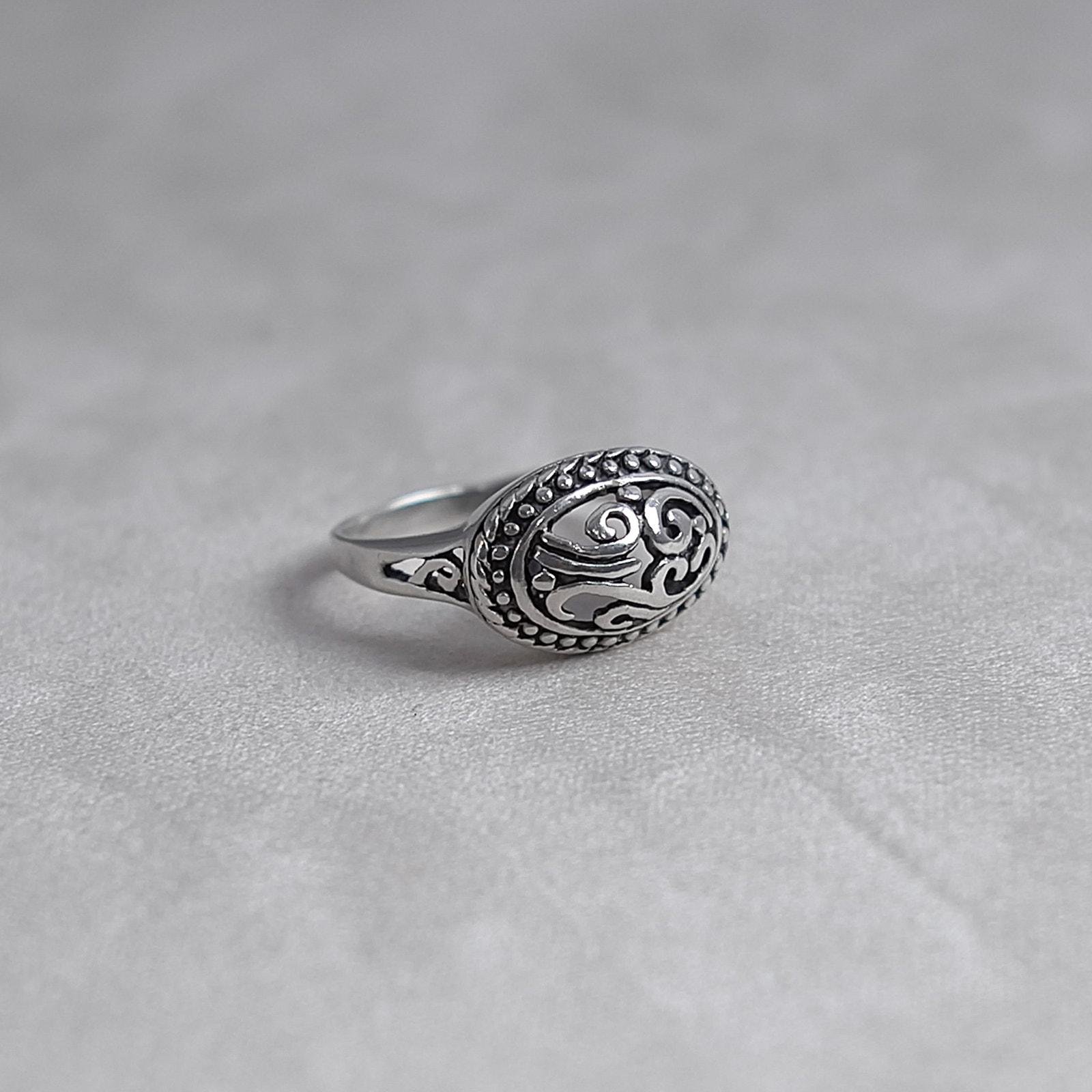 Vintage Sterling Silver 925 Ring Scrolled Dotted Domed Size 6.5 