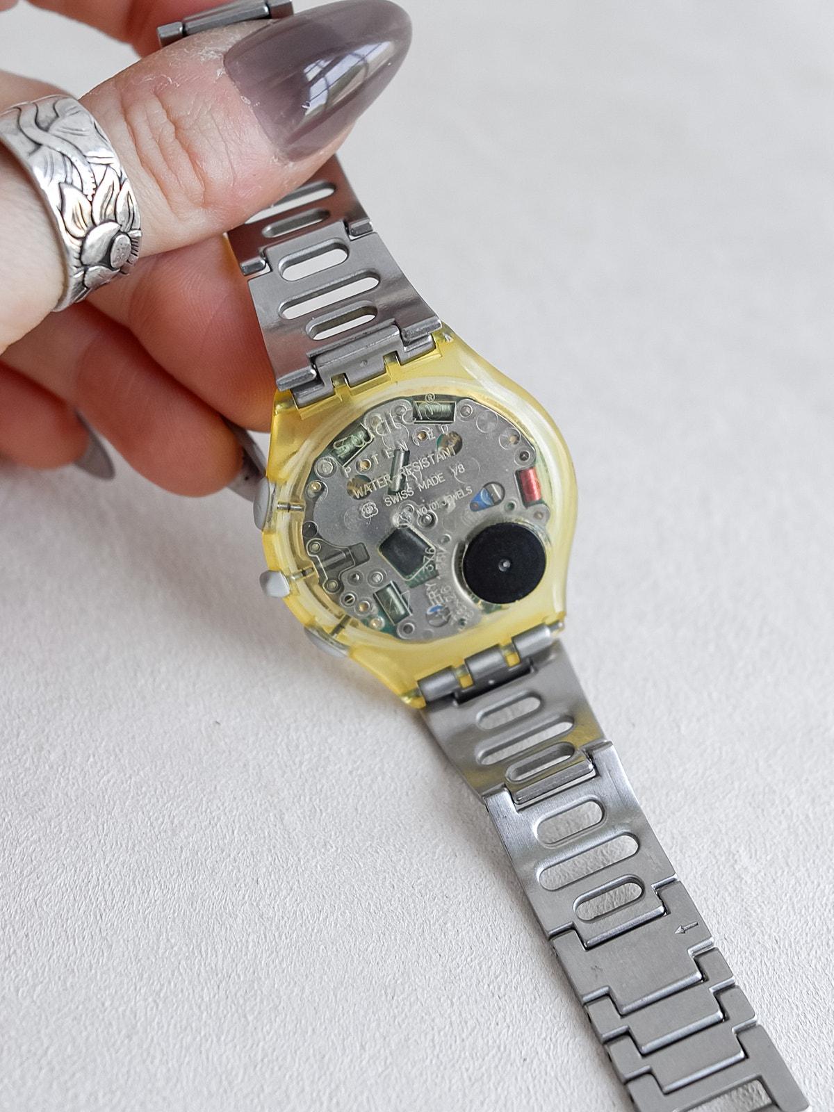 Vintage Swatch Chronograph Flatzone Watch SUYK 100G Yellow 38mm 