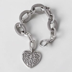 Brighton Cordoba Chunky Heart Charm Bracelet Textured Chain Links 8 Inch image 4