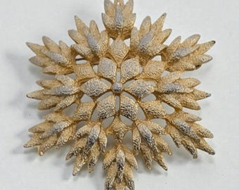 Vintage Starburst Snowflake Round Brooch Brushed Gold Tone Mid Century