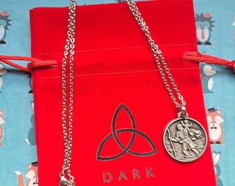 Colgante de San Cristóbal - Netflix "Dark" - Collar Religioso - Medallón - San Cristóbal - Patrón de los Viajeros - Santo