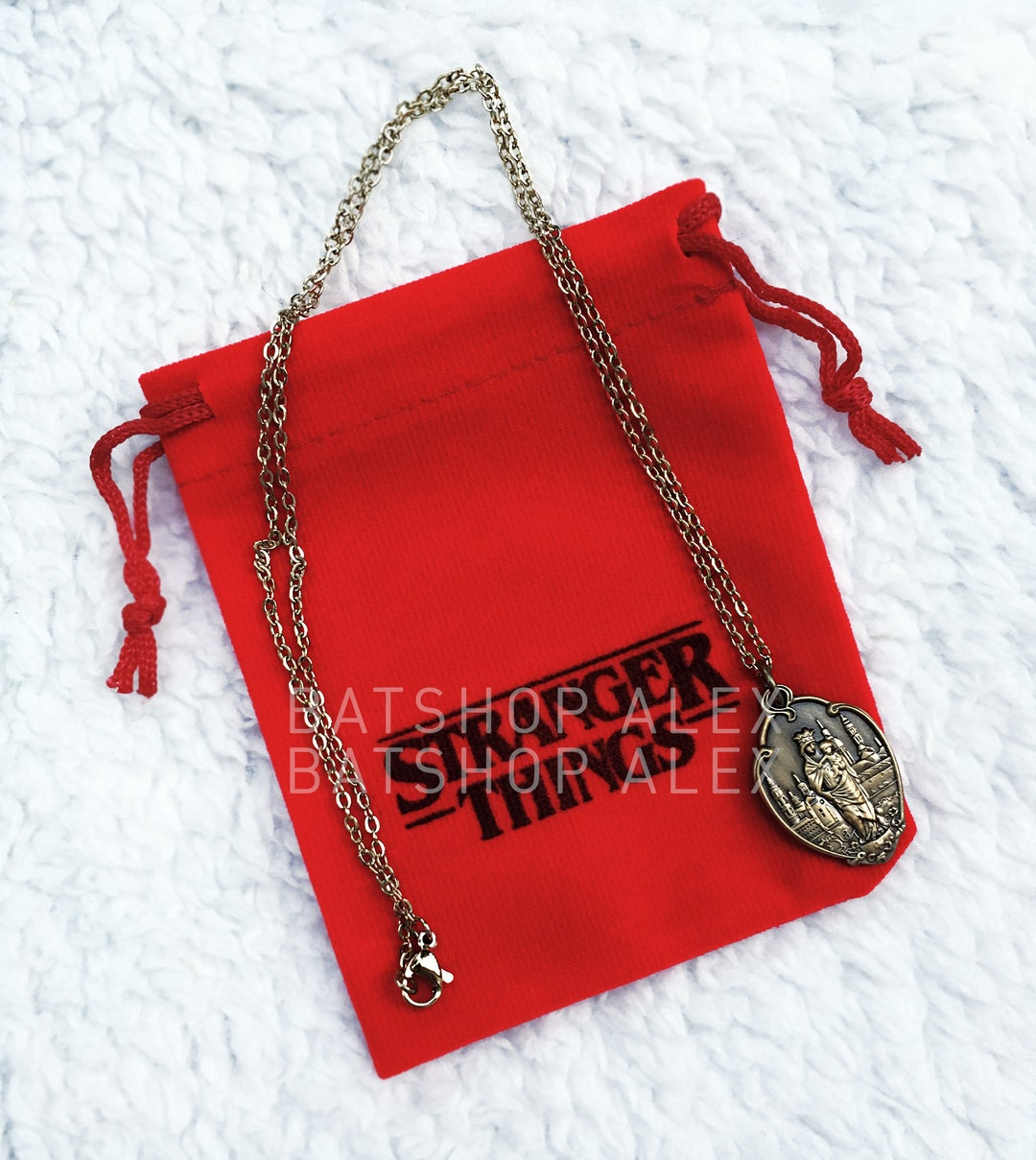 Netflix Stranger Things Collier Billy Hargrove Demogorgon