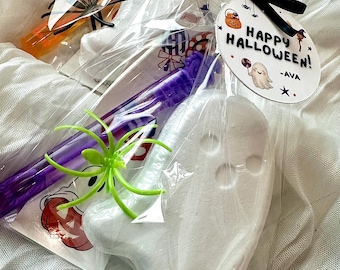 Kids Halloween Party Favor - Personalized Halloween Goodie Bag - Candy Free Classroom Halloween Gift