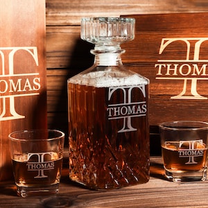 Personalized Whiskey Decanter Set, Decanter and Glasses, Whiskey Gifts for Men, Custom Groomsman Gifts, Best Man Gifts, Boyfriend Gifts
