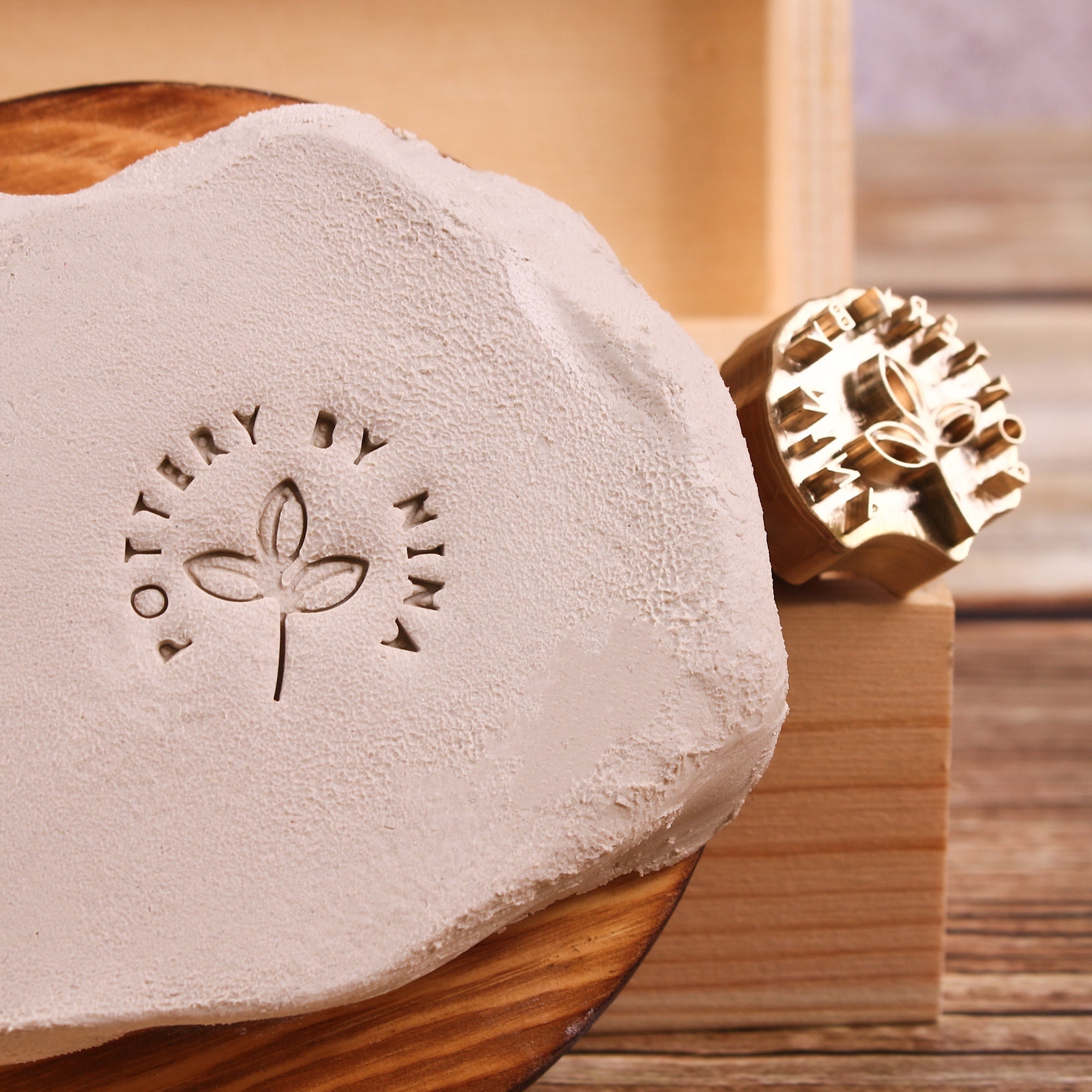Daisy Pottery Stamp With Name for Clay Maker Mark, Custom Ceramic Mark Stamp  With Flower Detail, Special Stamp for Clay 