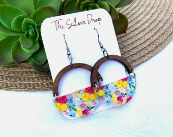Wood Flower Hoop Earrings, Floral Hoop Earrings, Flower Dangle Earrings, Boho Earrings, Birthday Gift for Friend