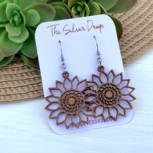 Wood Sunflower Earrings, Sunflower Dangle Earrings, Boho flower earrings for women, Gardner Gift, Flower Lover Gift