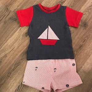 Baby boy’s nautical shorts outfit.