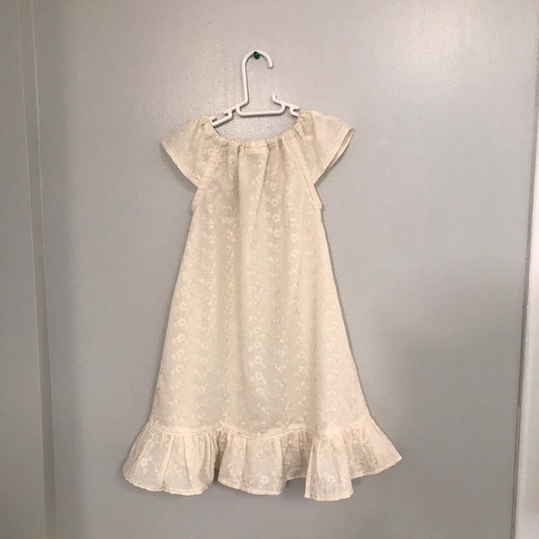 Girls peasant dress with flutter sleeves size 4