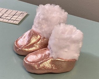 Błyszczące buty