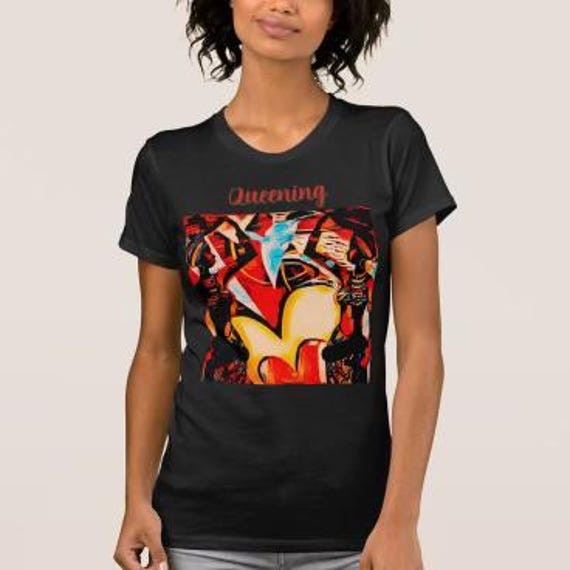 Queening custom Art T-shirt