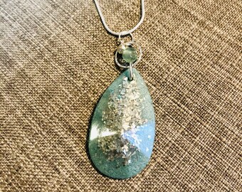 Naszyjnik w kolorze nieba i srebra