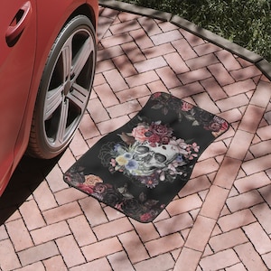 Antique Vintage Romantic Pastel Gothic Pink Roses Skull Retro Flowers Scary Horror Spooky Night Halloween Decor Gift Car Floor Mats, 1pc